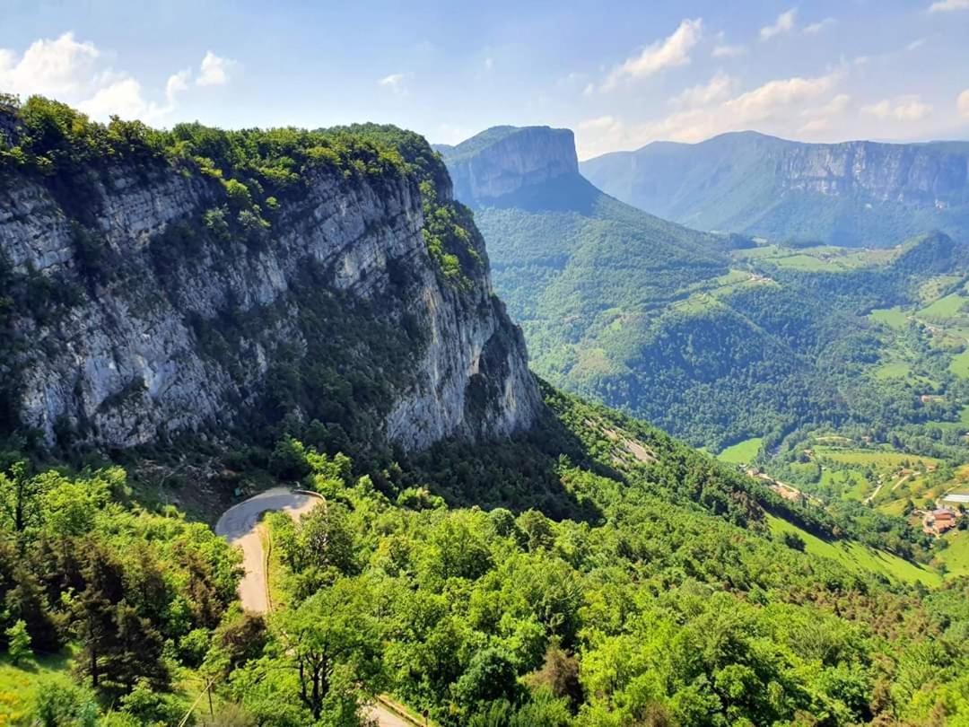 L'Echevine en vercors Echevis Buitenkant foto
